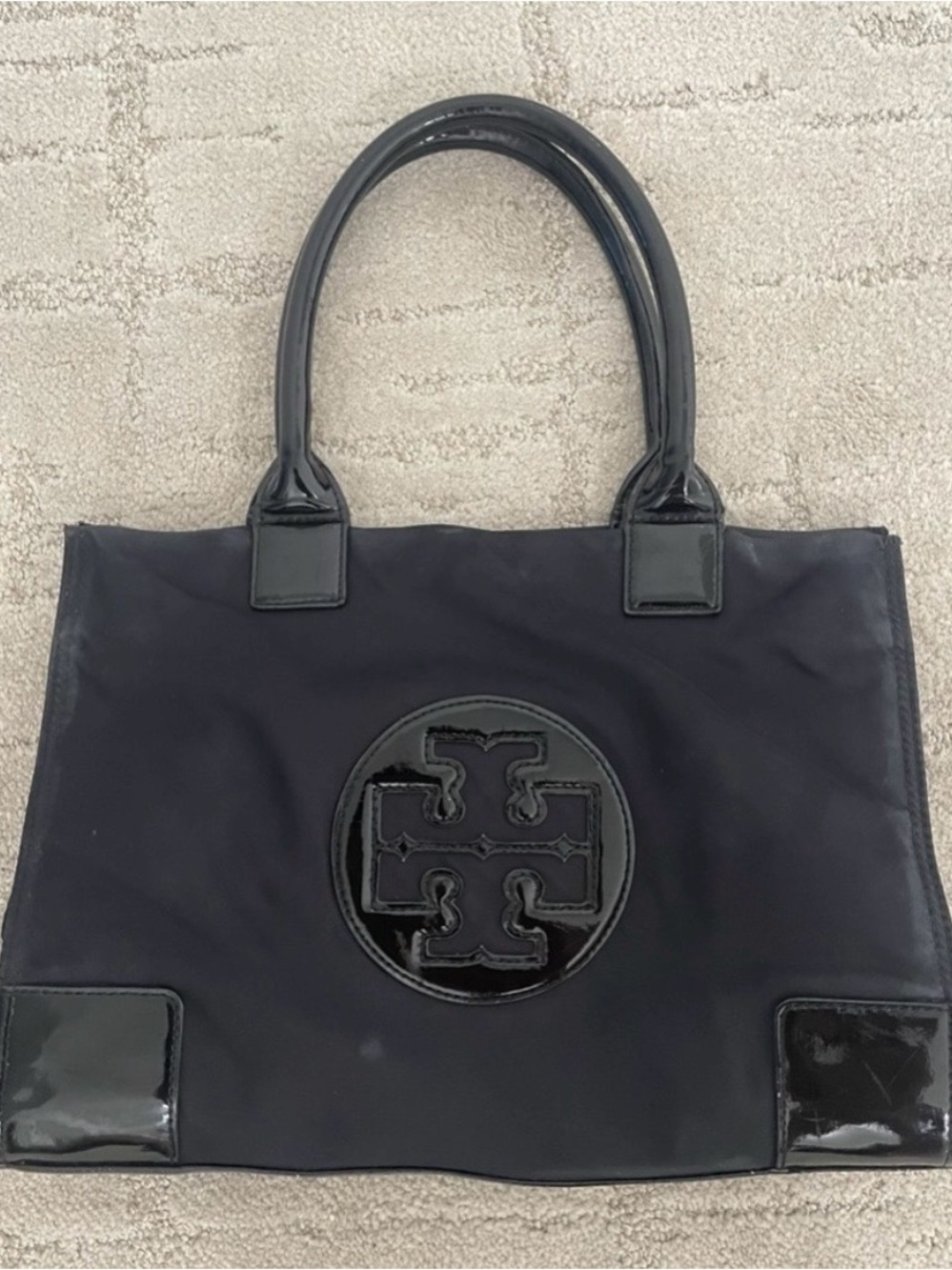 TORY BURCH ELLA TOTE
•BLACK LOGO
•SHOULDER PURSE
•NYLON PATENT TRIM - Picture 1 of 7